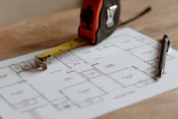 Montrer que faire appel à une entreprise de charpente métallique permet de réduire les couts sur la construction d'un immeuble